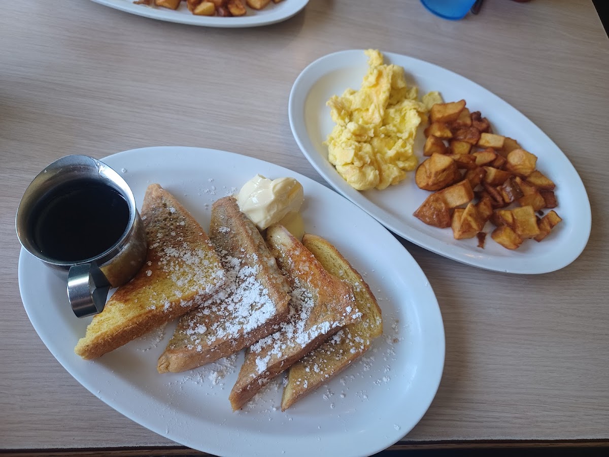 Craig's Lucky Logger Restaurant-3